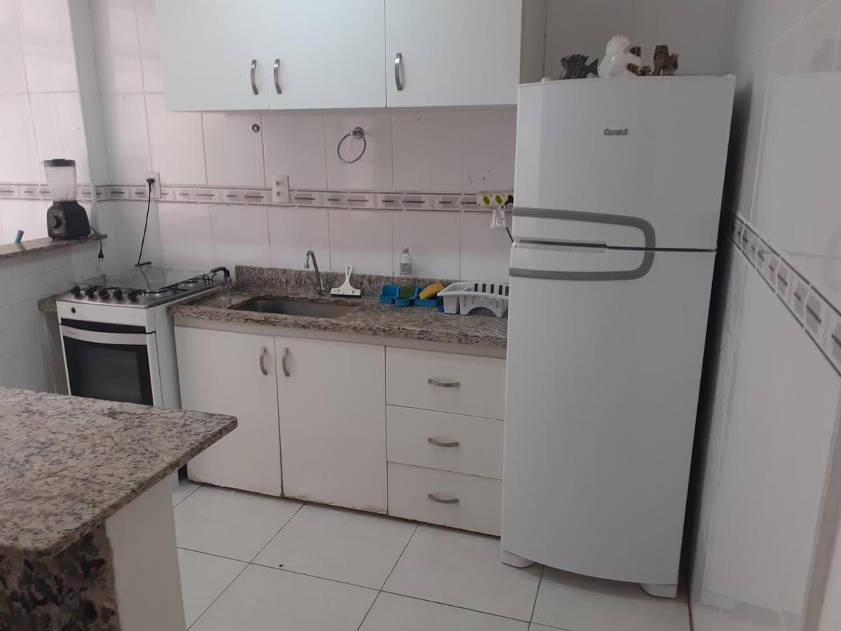 Apartamento Vento E Mar - 2 Quartos Com Sacada Na Quadra Da Praia Do Gonzaga Santos  Exterior photo