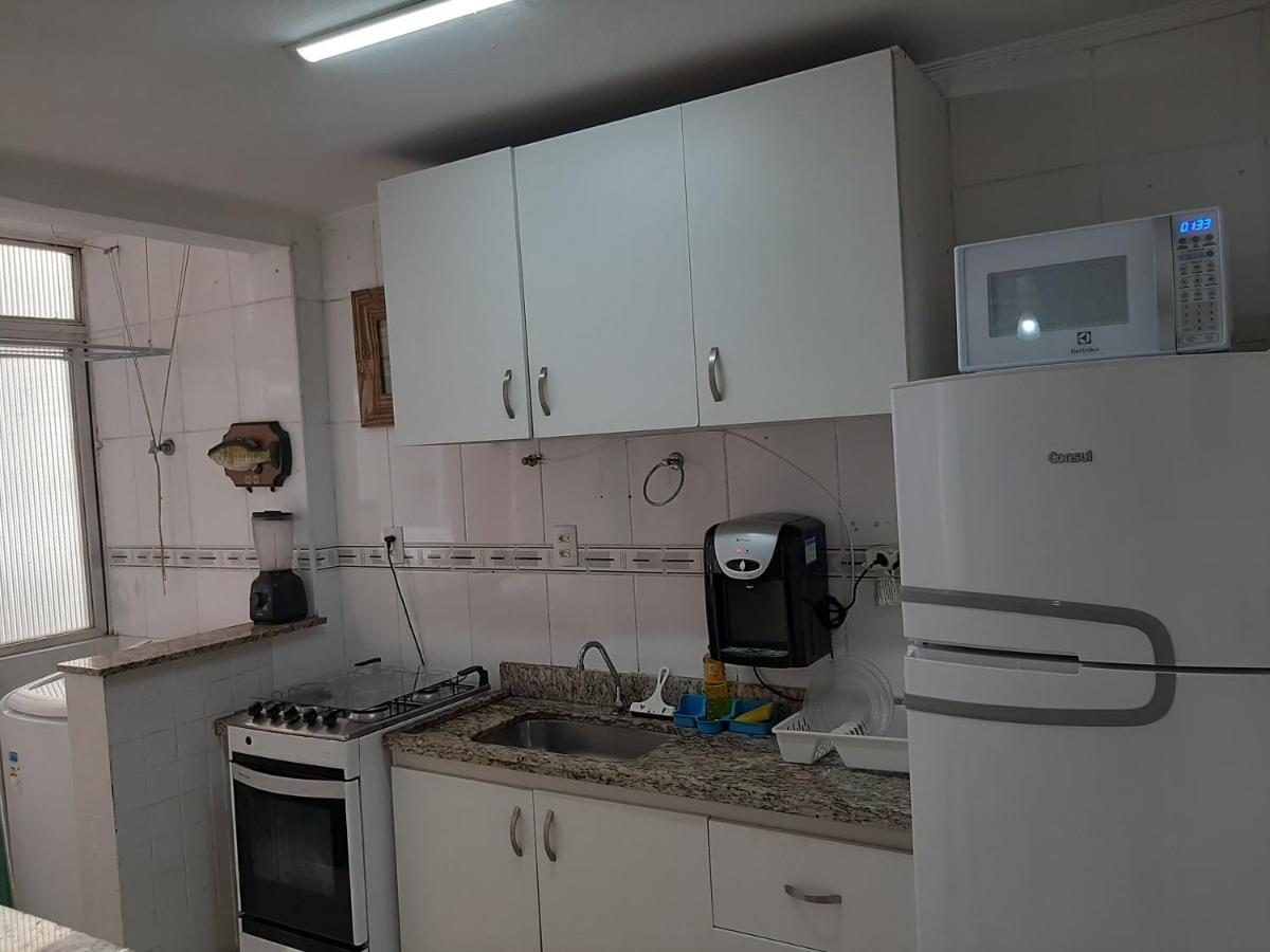 Apartamento Vento E Mar - 2 Quartos Com Sacada Na Quadra Da Praia Do Gonzaga Santos  Exterior photo