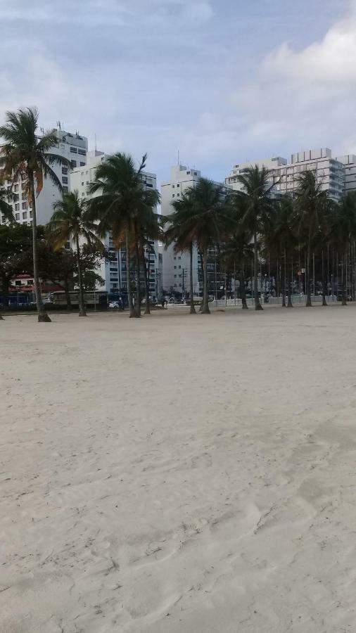 Apartamento Vento E Mar - 2 Quartos Com Sacada Na Quadra Da Praia Do Gonzaga Santos  Exterior photo